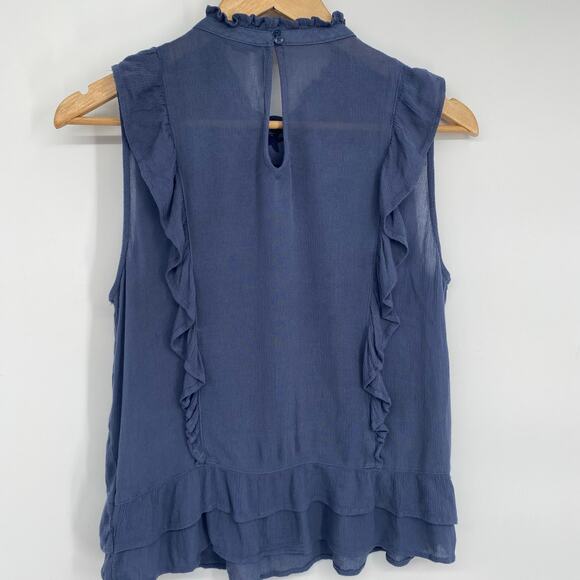 a.n.a Top Women’s Medium Blue Floral Embroidered Feminine Romantic Flowy - Picture 2 of 10